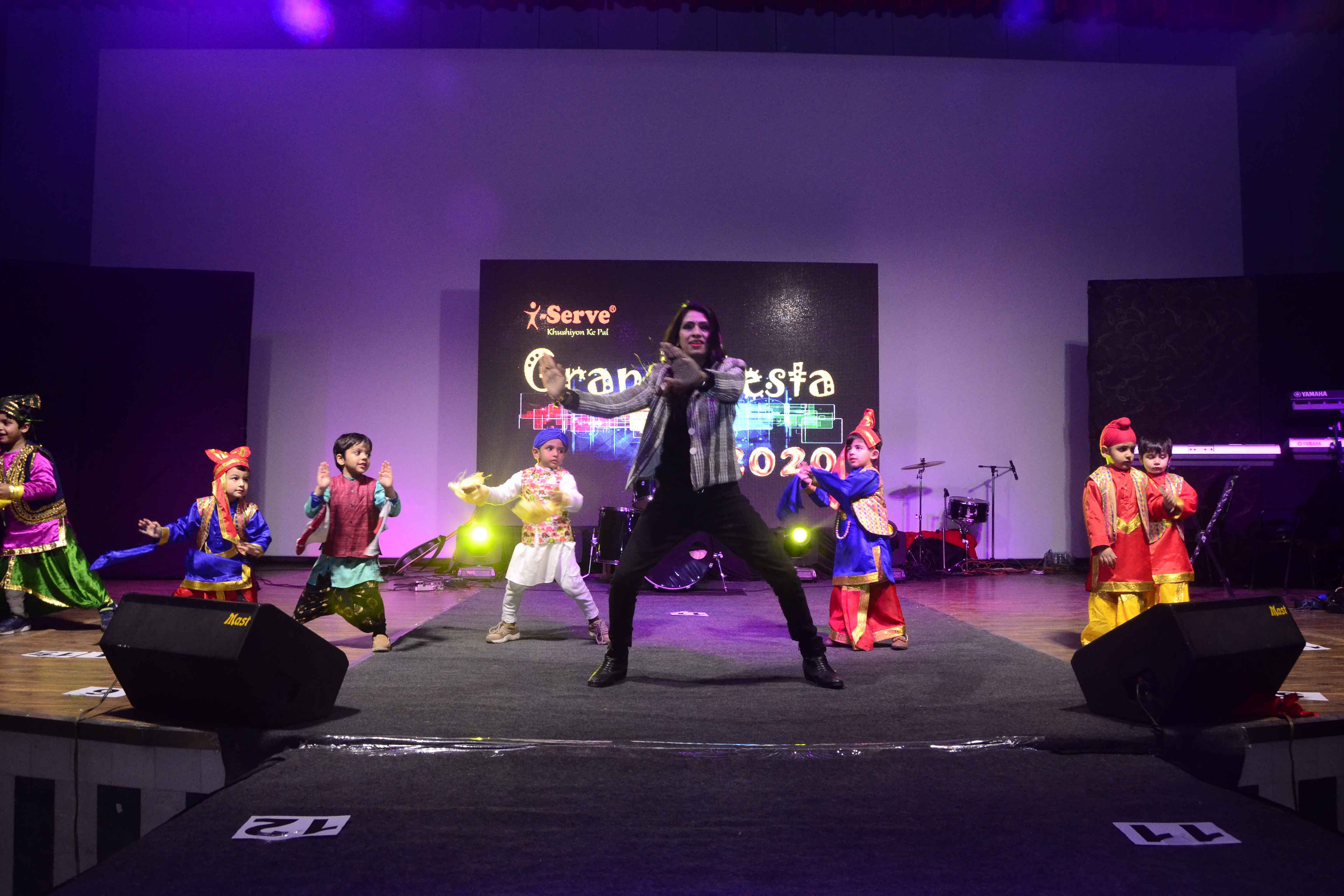 Grand Fiesta — I-Serve Khushion Ke Pal