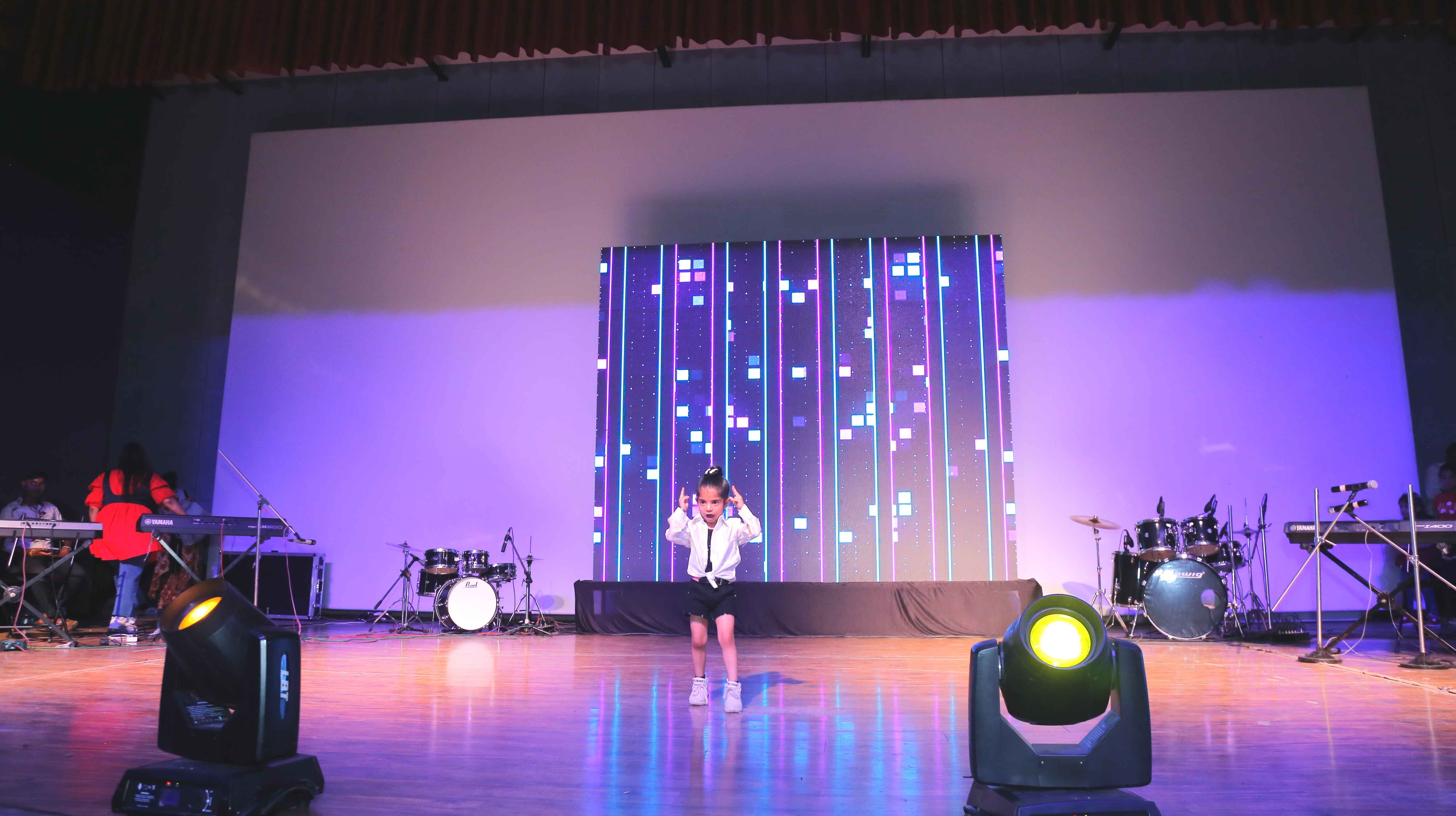 Performing Kids — I-Serve Khushion Ke Pal