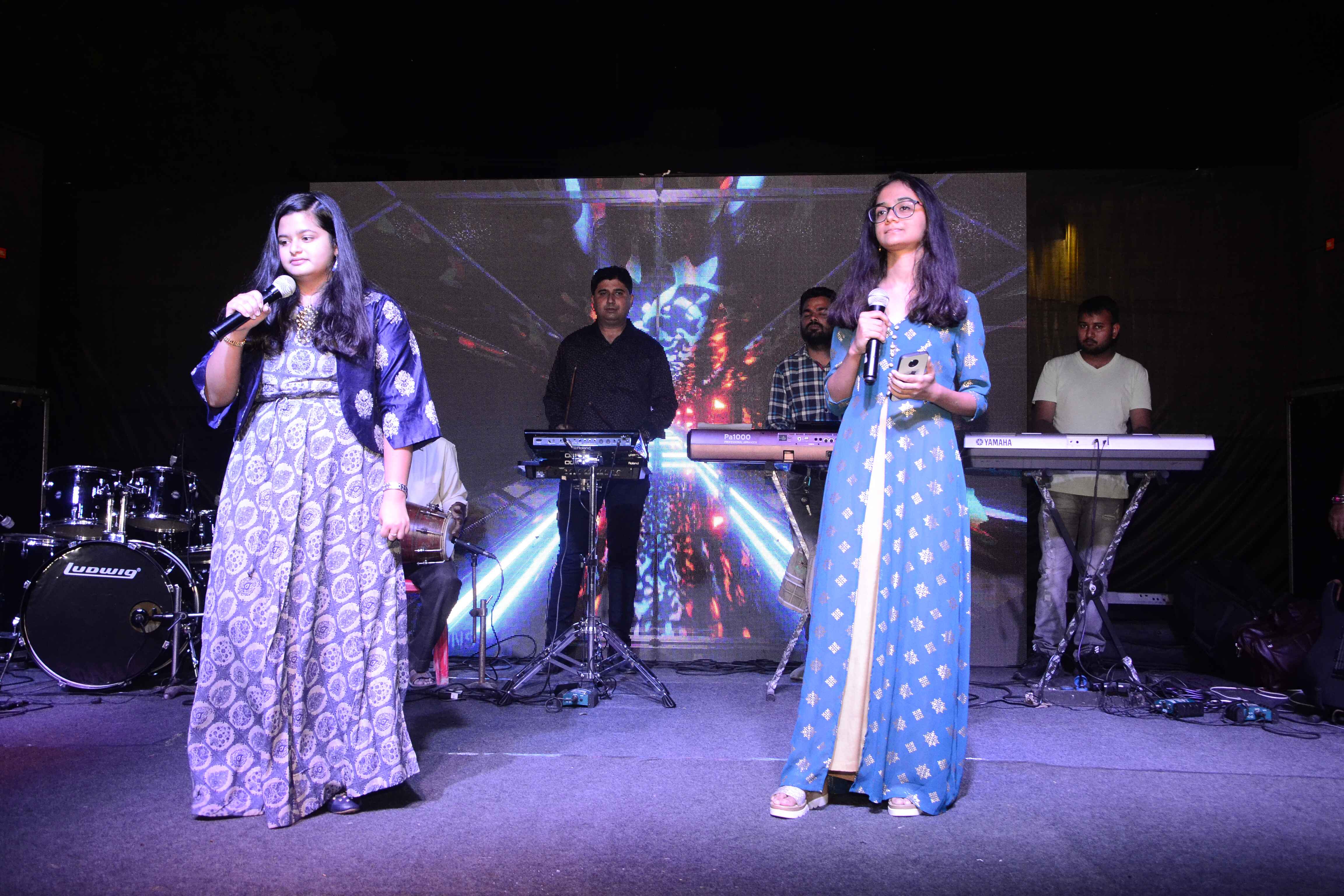 Performing Kids — I-Serve Khushion Ke Pal