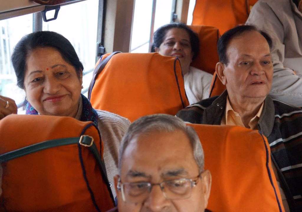 Fatehpur Trip — I-Serve Khushion Ke Pal