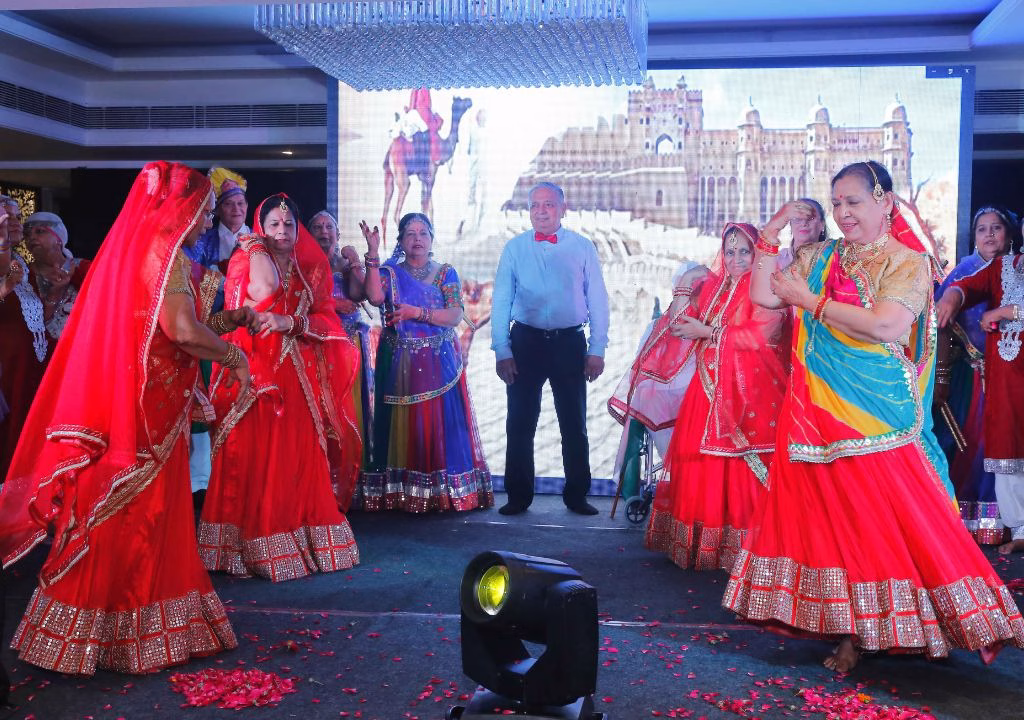 Musical Fiesta — I-Serve Khushion Ke Pal