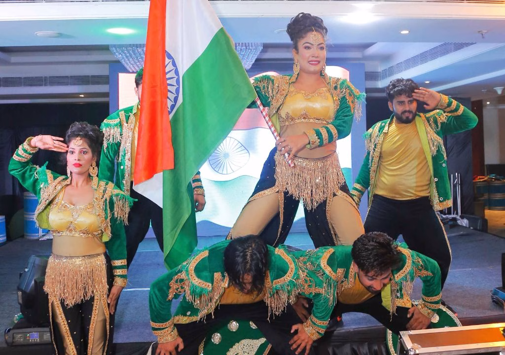 Musical Fiesta — I-Serve Khushion Ke Pal